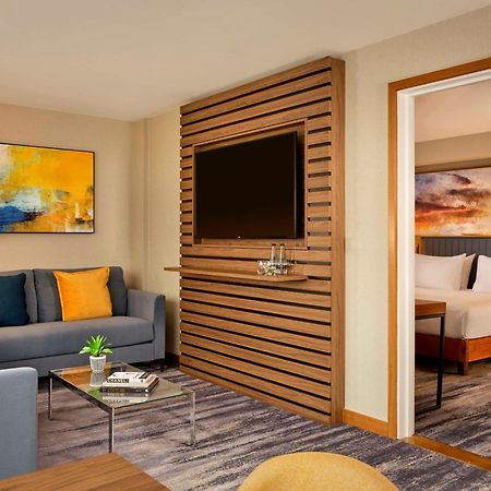 Doubletree By Hilton Lincoln Exterior foto