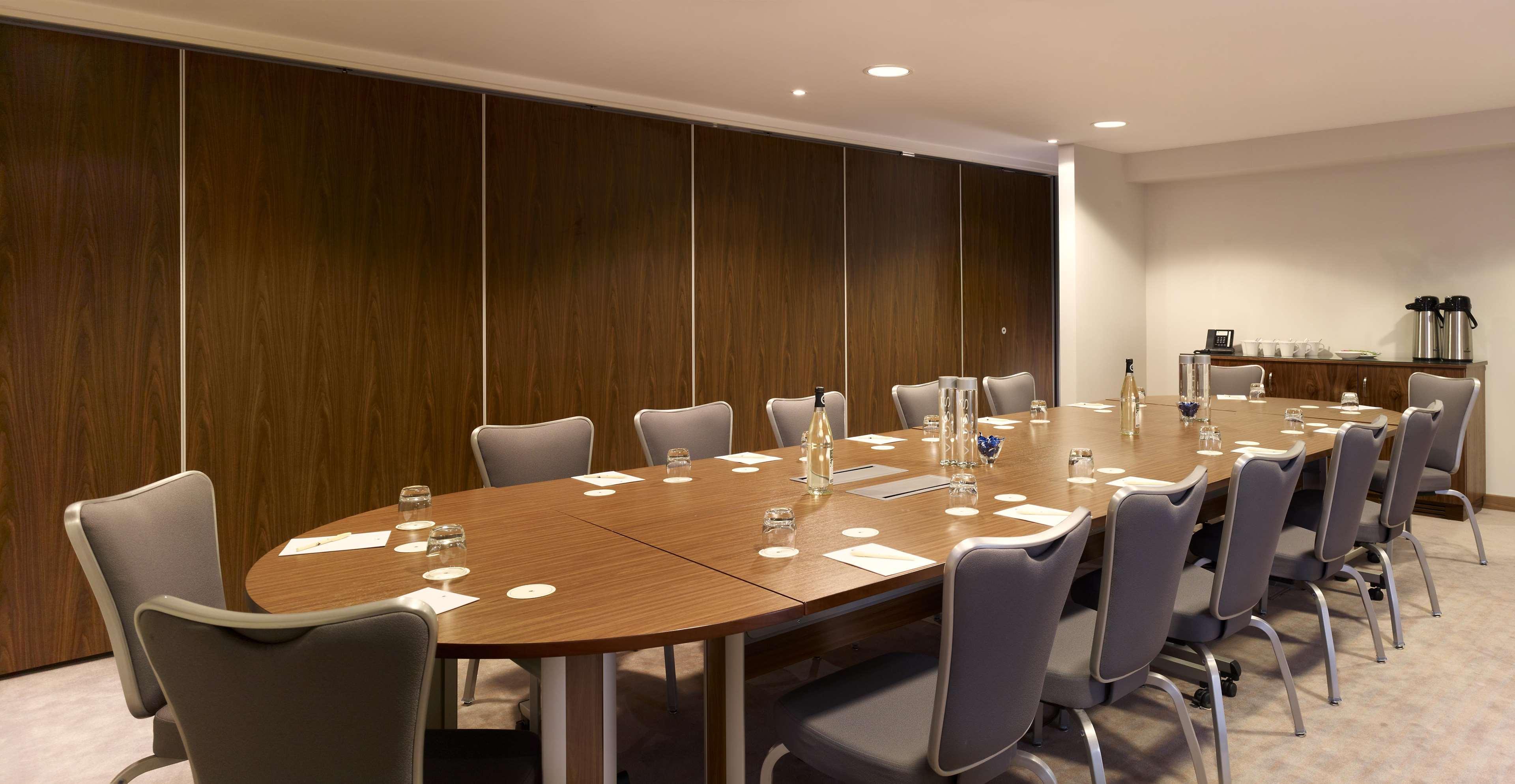 Doubletree By Hilton Lincoln Negócio foto