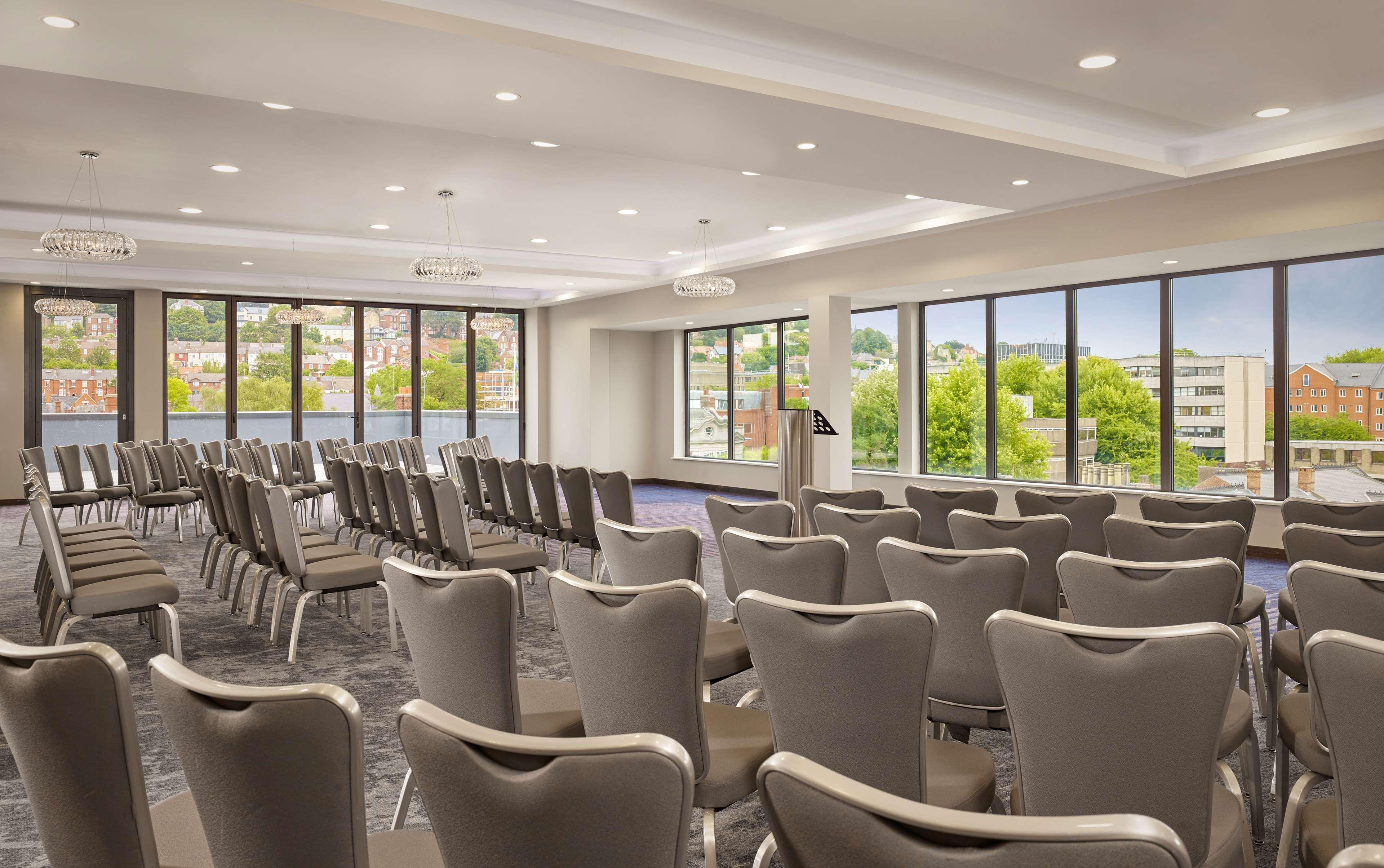 Doubletree By Hilton Lincoln Exterior foto