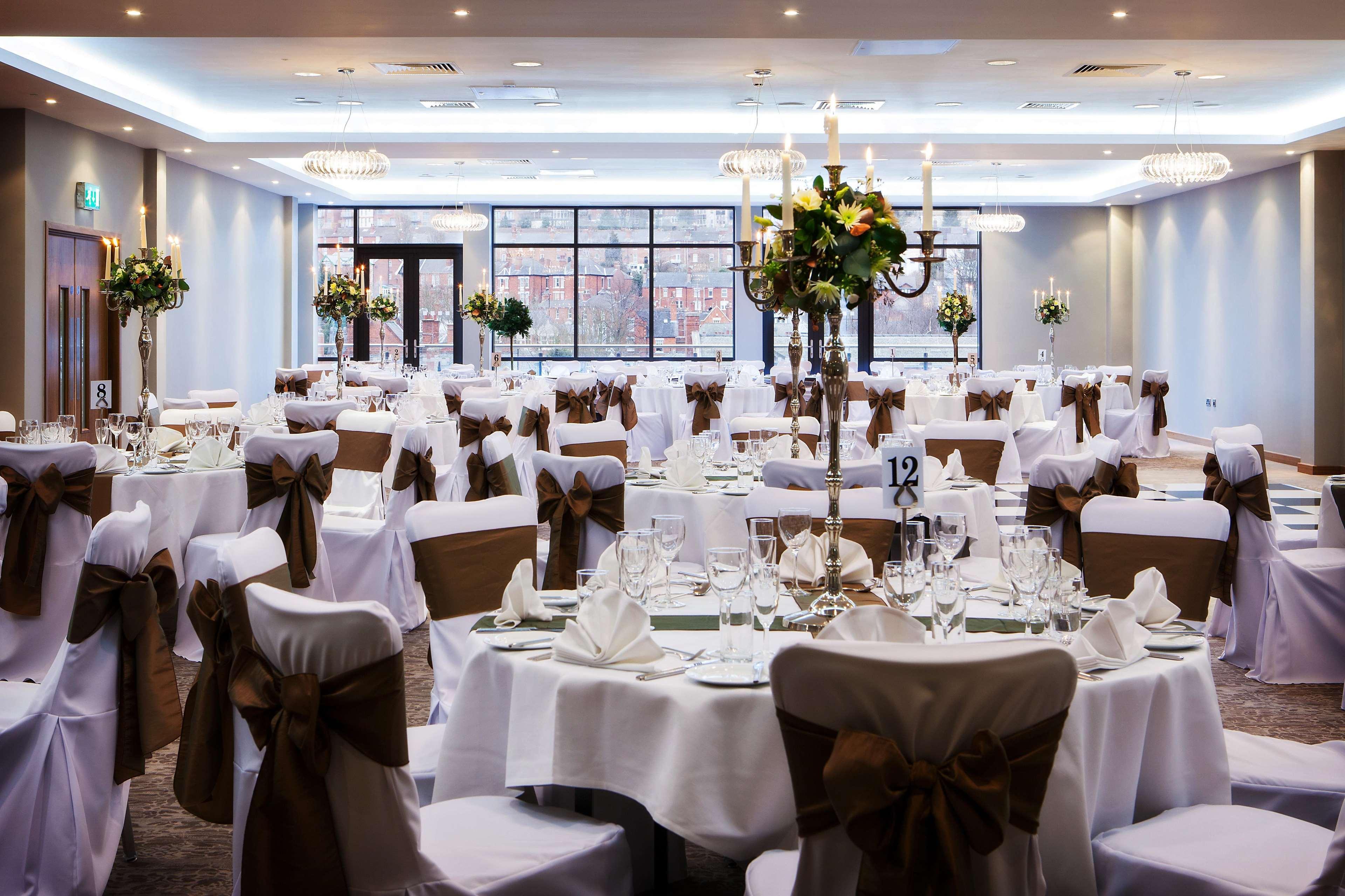Doubletree By Hilton Lincoln Exterior foto