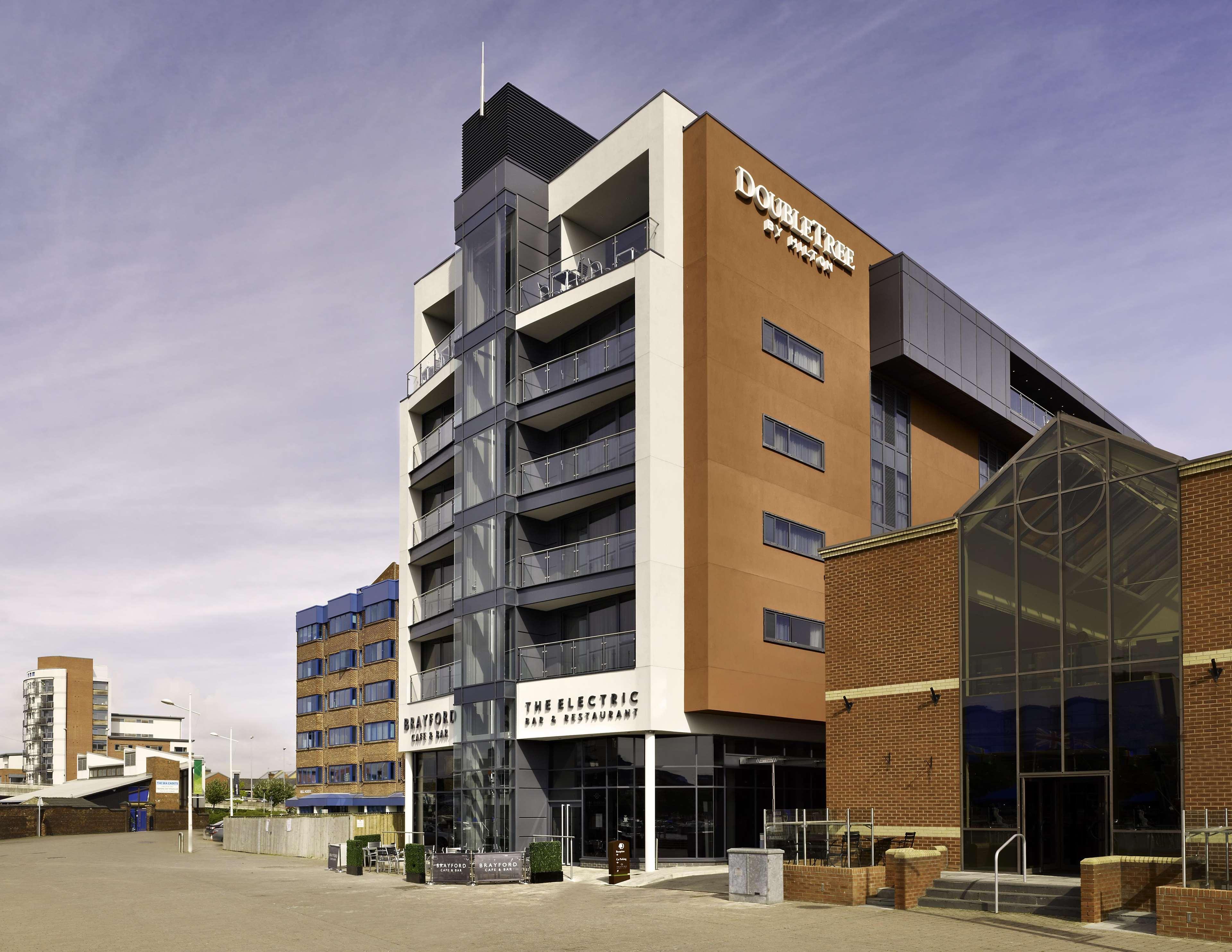 Doubletree By Hilton Lincoln Exterior foto