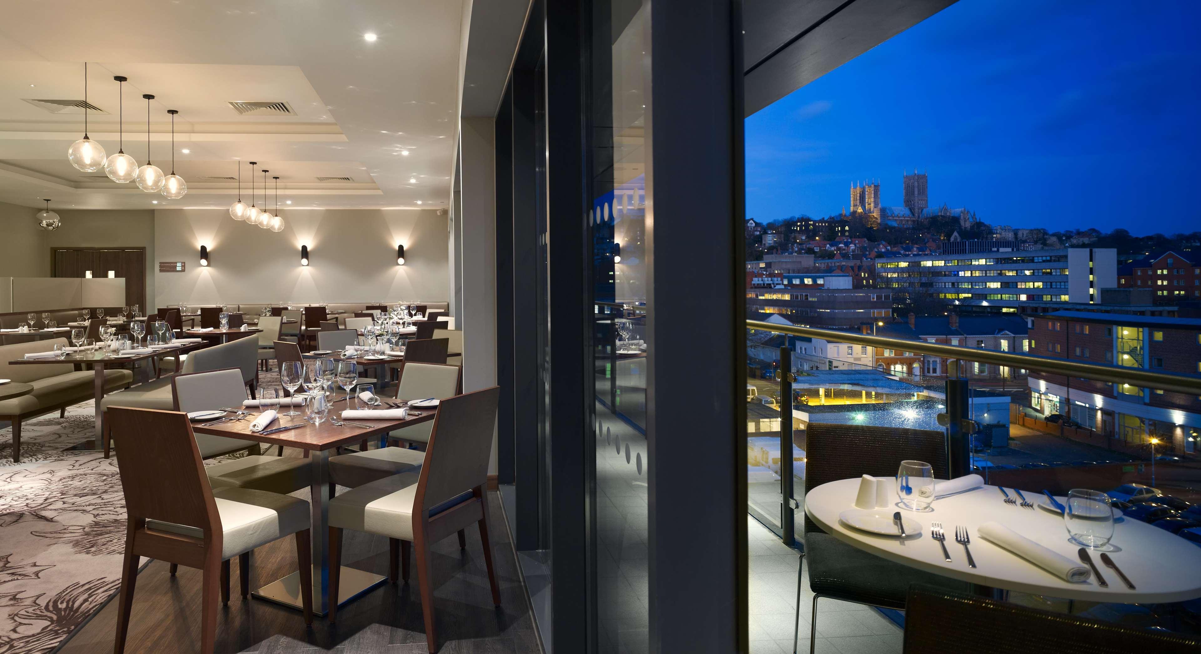 Doubletree By Hilton Lincoln Restaurante foto