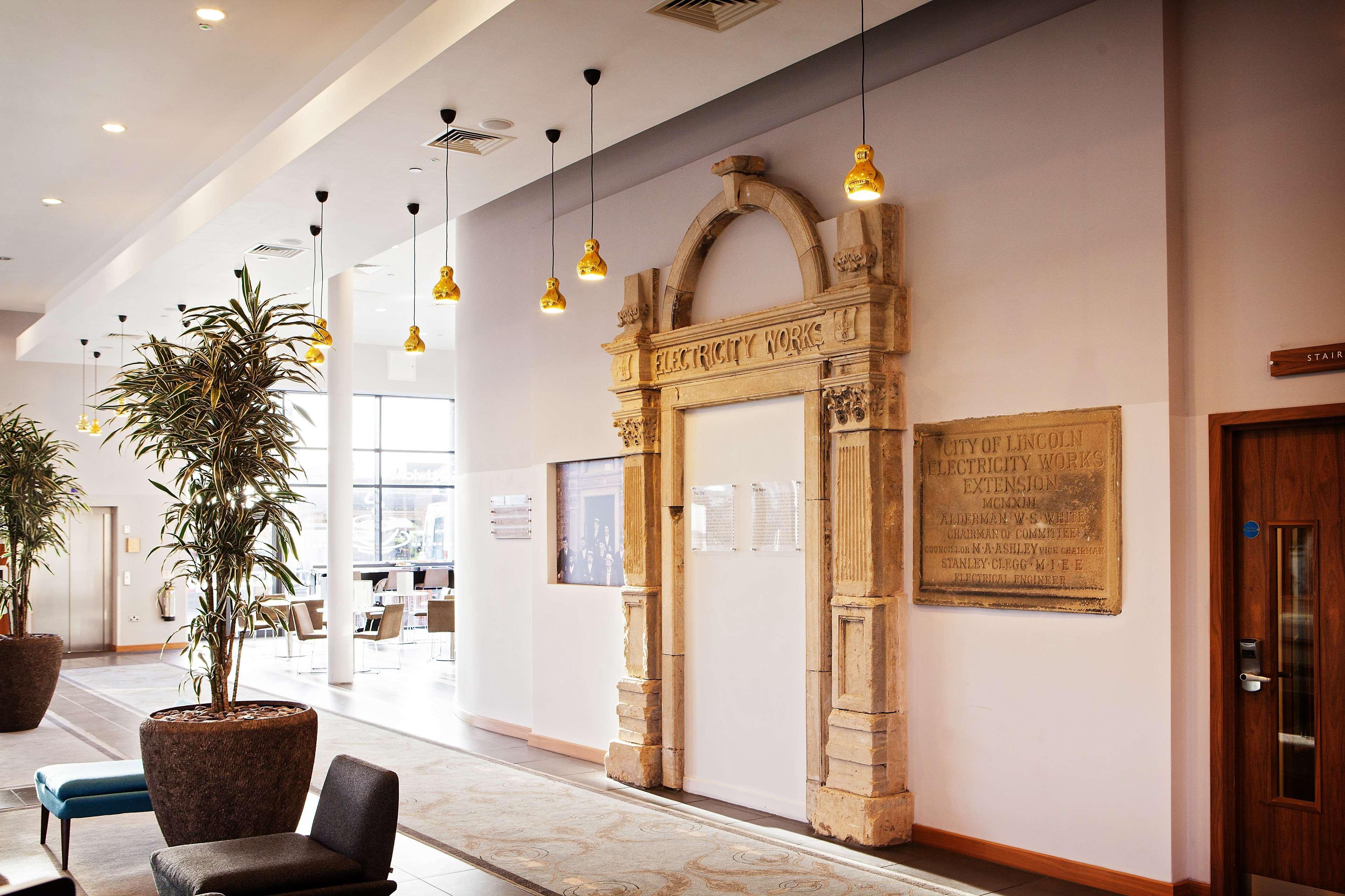Doubletree By Hilton Lincoln Exterior foto