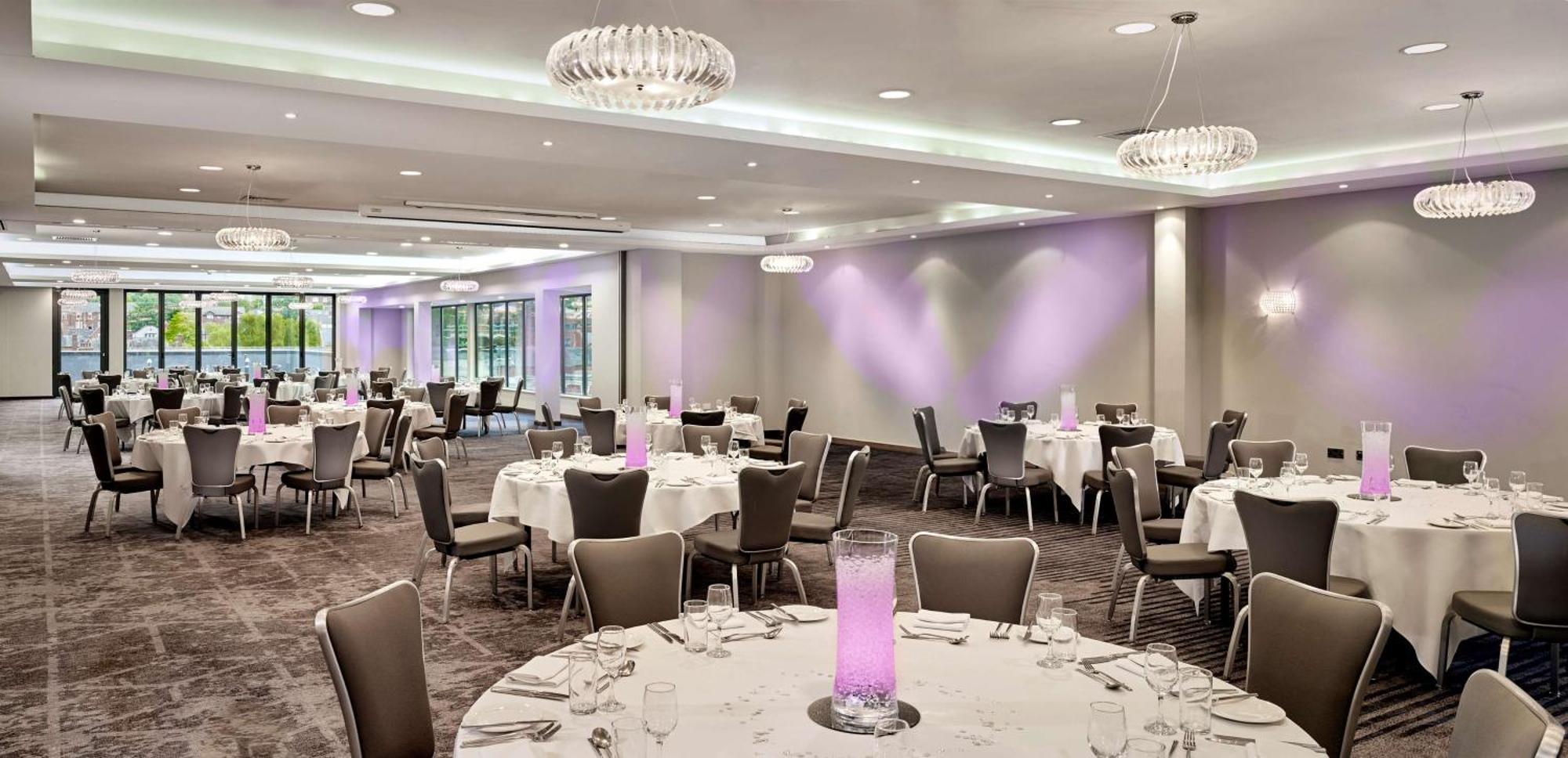Doubletree By Hilton Lincoln Exterior foto