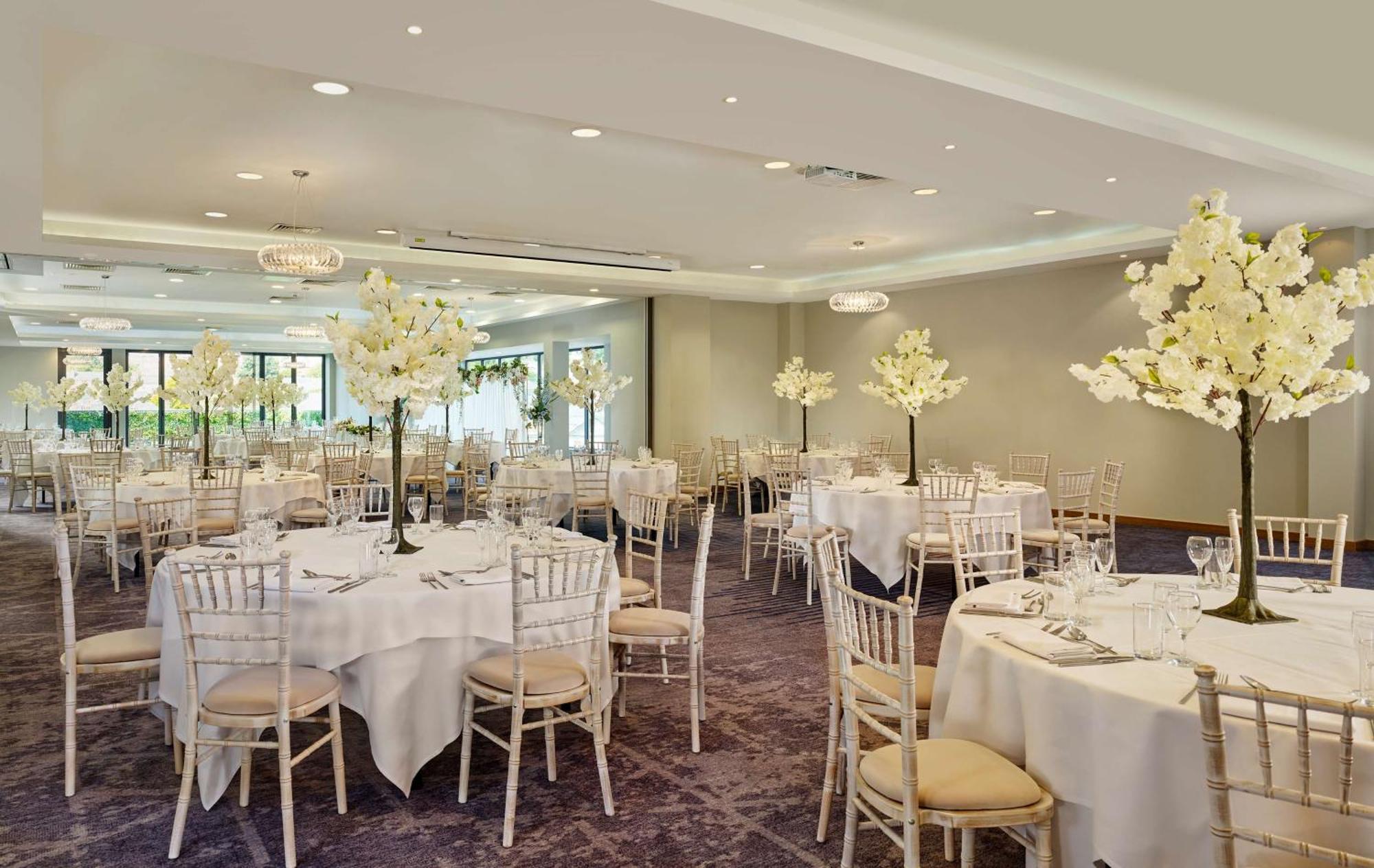 Doubletree By Hilton Lincoln Exterior foto