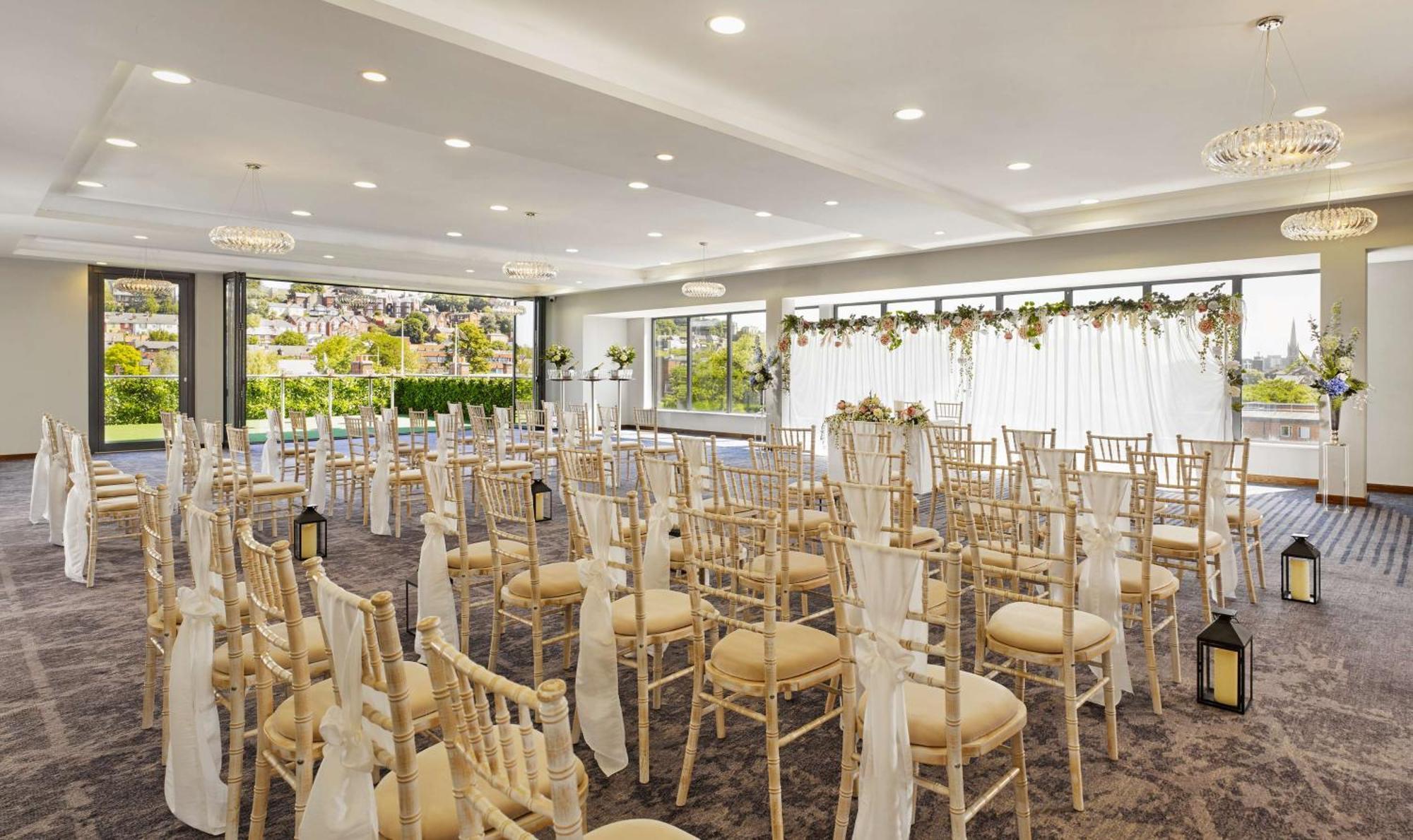 Doubletree By Hilton Lincoln Exterior foto