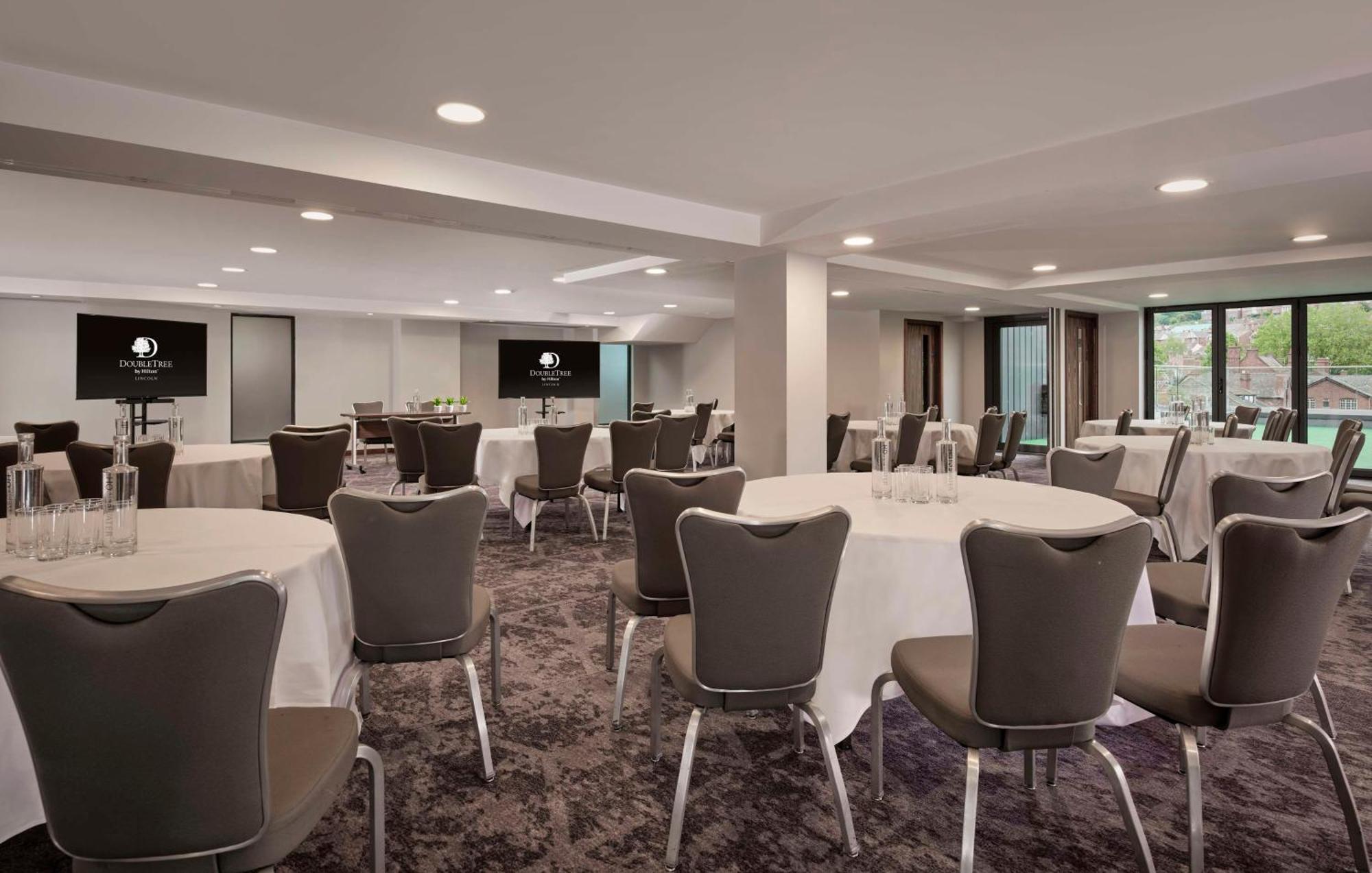 Doubletree By Hilton Lincoln Exterior foto